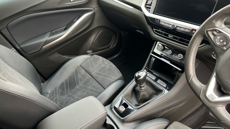 Vauxhall Grandland 1.2 Turbo Ultimate 5dr Petrol Hatchback